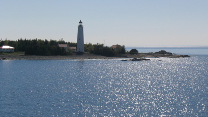 Lighthouse on Cove Island